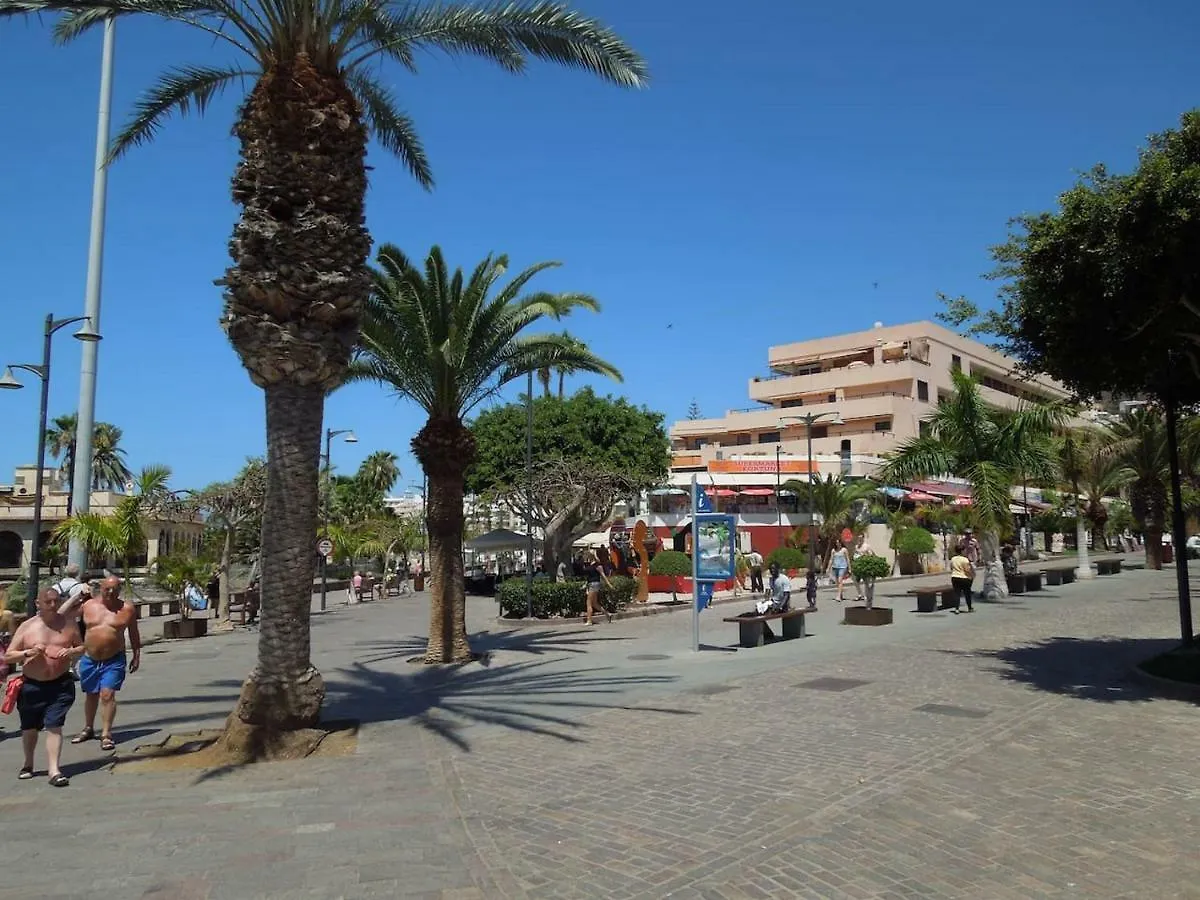 Appartement Casa Azul Only 200 Meters To The Beach, Free Wifi, Balcony à Arona  Espagne